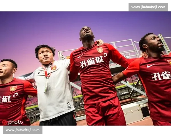 前教练揭秘库尼亚胜负心：训练赛输球也会发火，顶级前锋的 “胜负 DNA”