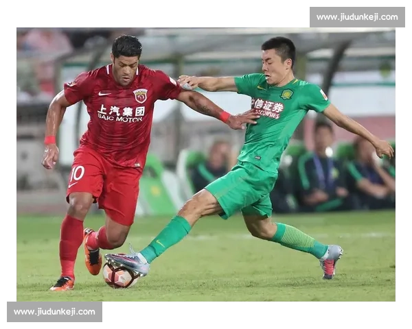 李磊转会风云:两家中超球队竞逐,河南队明确未参与谈判 李磊转会风云:两家中超球队竞逐,河南队明确未参与谈判